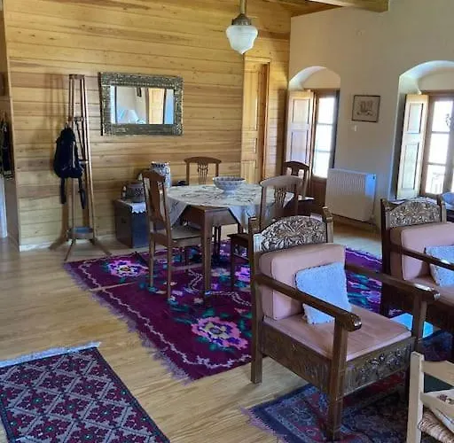 παραδοσιακή στο μαίναλο Апартаменты