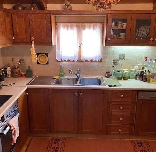 παραδοσιακή στο μαίναλο Апартаменты *