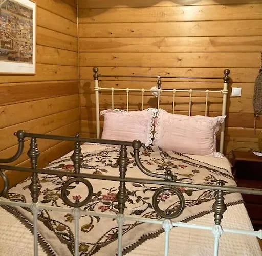 παραδοσιακή στο μαίναλο * Alonistaina