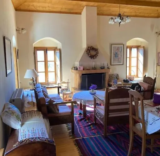 Апартаменты παραδοσιακή στο μαίναλο *