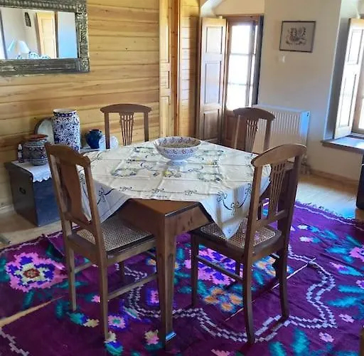 παραδοσιακή στο μαίναλο * Alonistaina